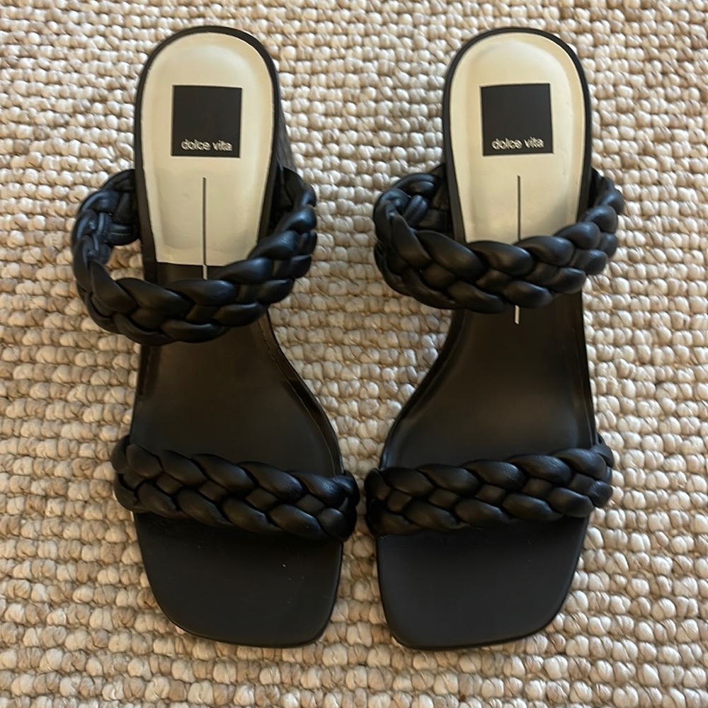 Dolce Vita Black Heel. Size 10. Never worn!!!